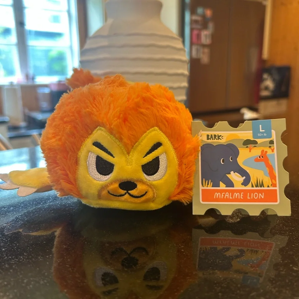 Mealme Lion Bark Box Dog Toy